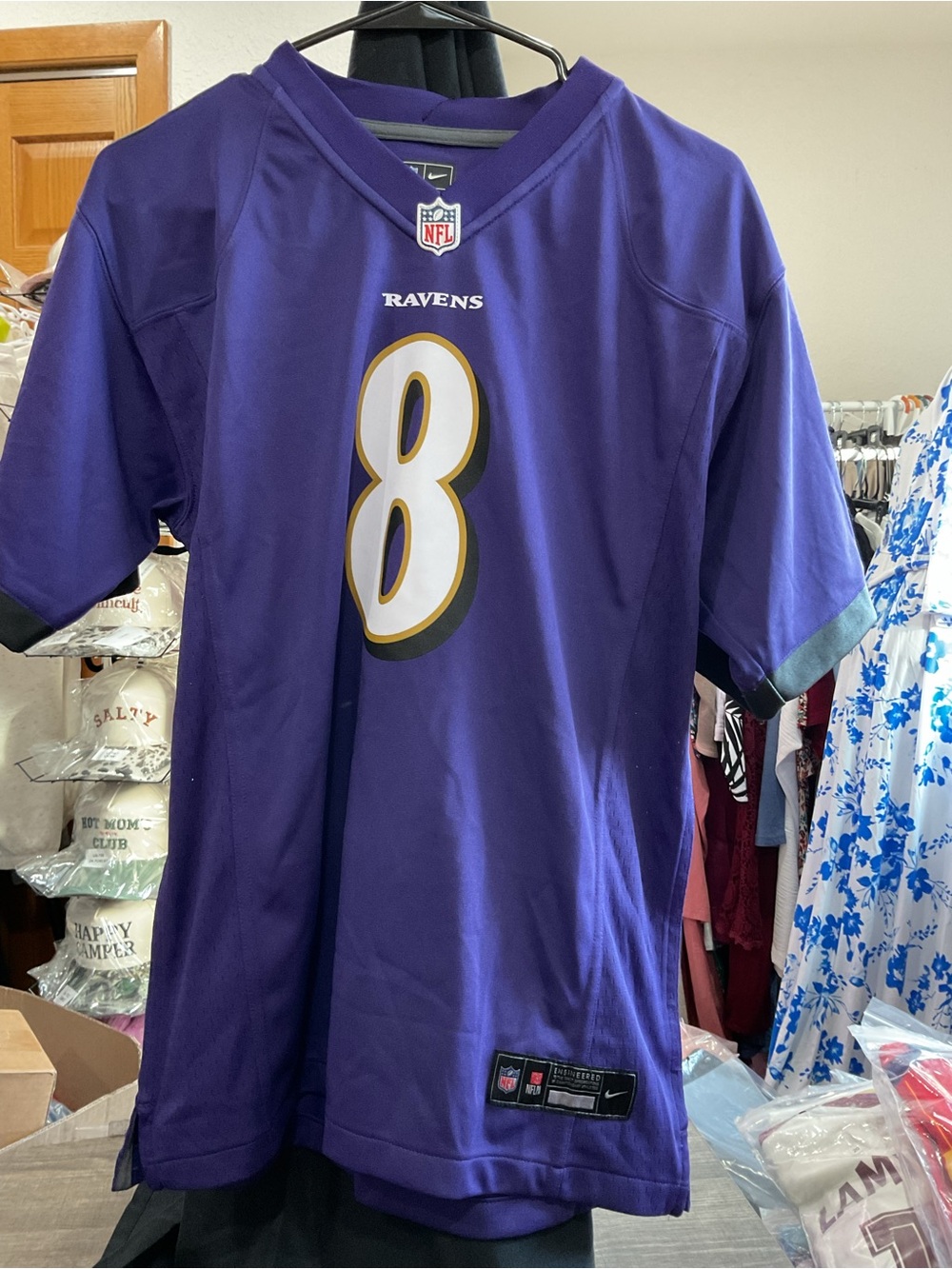 SA343 - NWT Nike Lamar Jackson #8 Baltimore Ravens Jersey Youth Large NFL